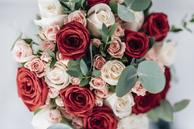 Kwiaty – klasyczny upominek dla każdej kobiety