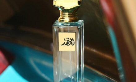 Arabskie perfumy damskie – ranking najpiękniejszych zapachów na jesień